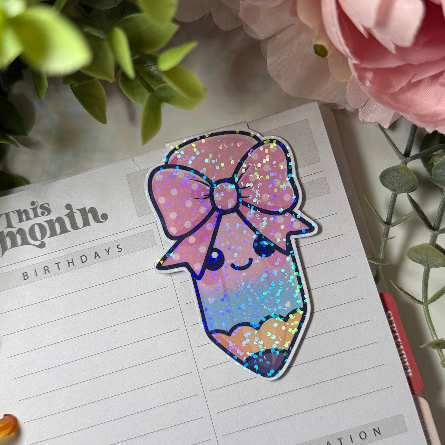 Magnetisches Kawaii Lesezeichen - süße Bleistift mit Schleife - Holografisch laminiert, kawaii Design für Bücher & Planer