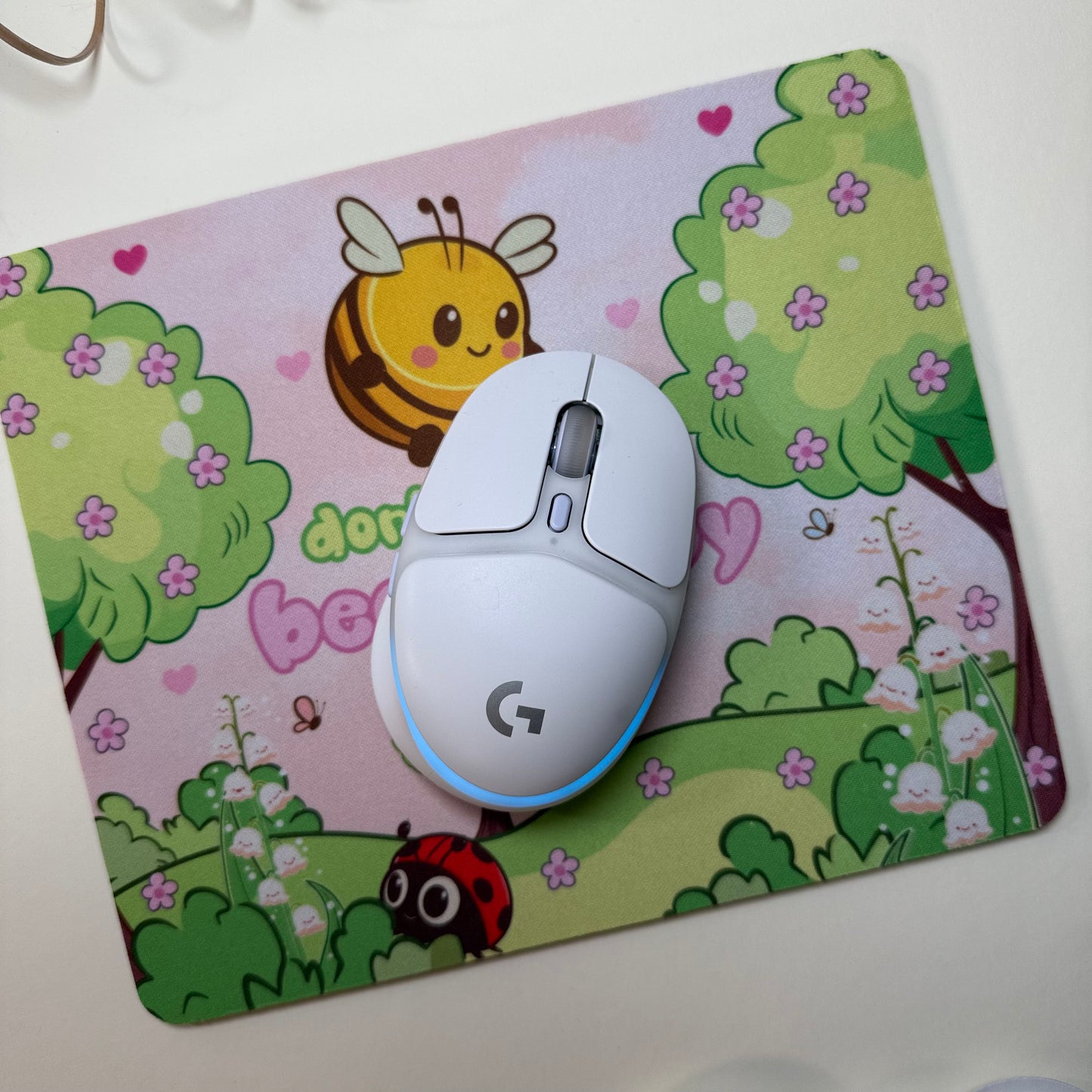 Süßes Mauspad – Don’t Worry Bee Happy | Perfekt fürs Home Office