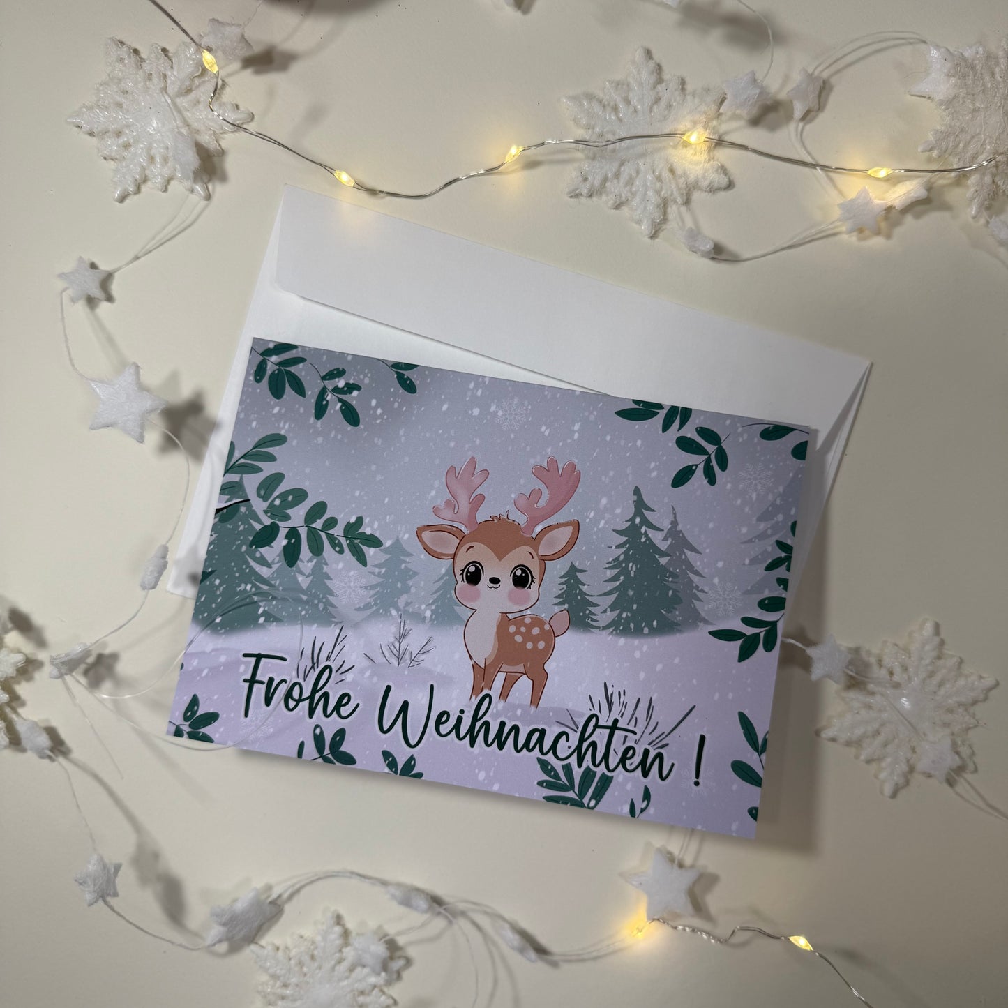 Süße Weihnachtskarte mit Rentier – Frohe Weihnachten – Handgemachte Postkarte, Winterdesign