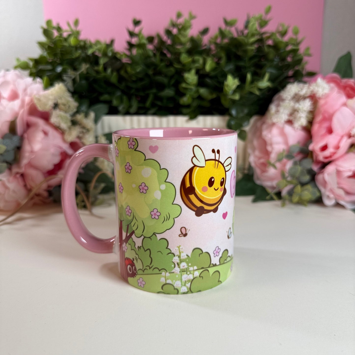 Tasse „Don’t Worry, Bee Happy“ – Stilvolle Keramiktasse mit liebevollem Design