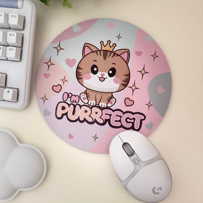 Rundes Kawaii Mauspad mit süßer Katze & „I’m Purrfect“-Spruch – Perfekt für Büro, Gaming & als Geschenk